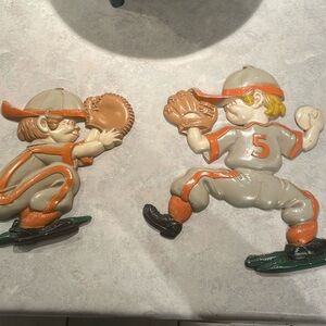 Vintage Sexton metal wall art